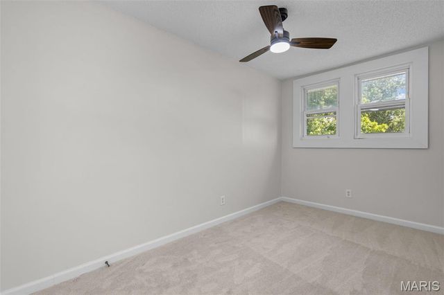 136 W Arlee Avenue, St Louis, MO 63125