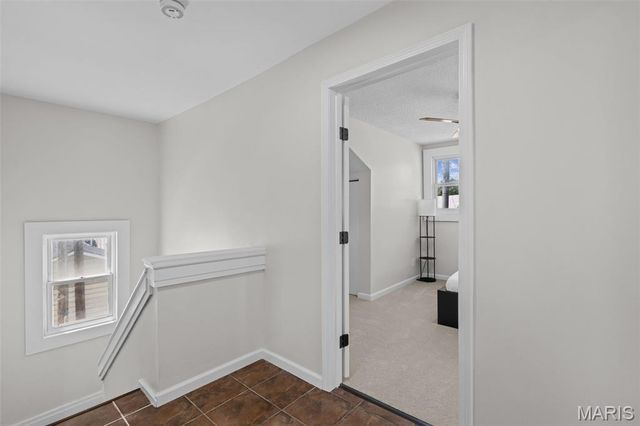 136 W Arlee Avenue, St Louis, MO 63125