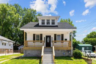 136 W Arlee Avenue, St Louis, MO 63125