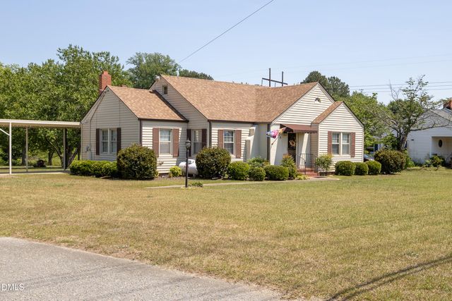 610 N Lincoln Street, Benson, NC 27504
