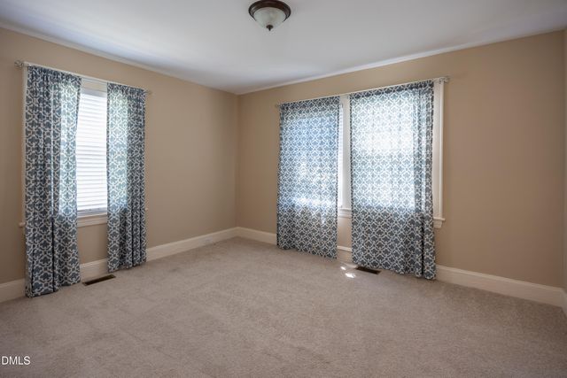 610 N Lincoln Street, Benson, NC 27504