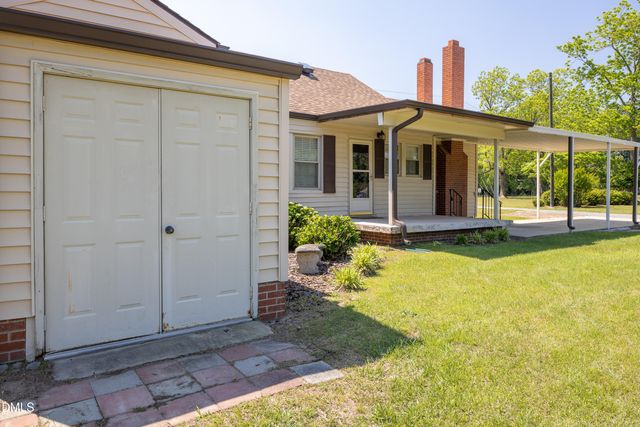 610 N Lincoln Street, Benson, NC 27504