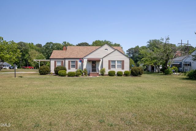 610 N Lincoln Street, Benson, NC 27504