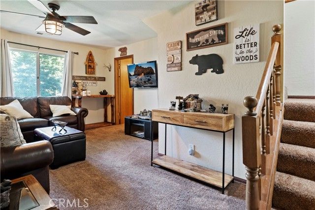 615 Wellesley, Lake Arrowhead, CA 92352