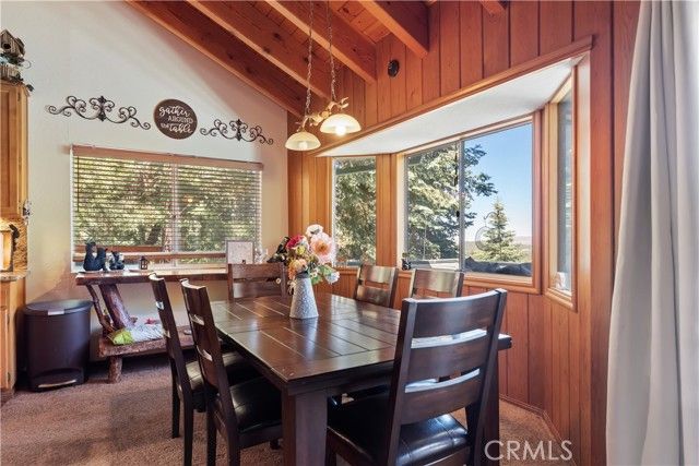 615 Wellesley, Lake Arrowhead, CA 92352