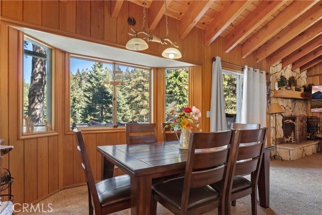 615 Wellesley, Lake Arrowhead, CA 92352