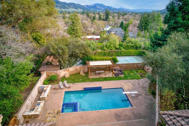 2703 Brush Creek Rd, Santa Rosa, CA 95404