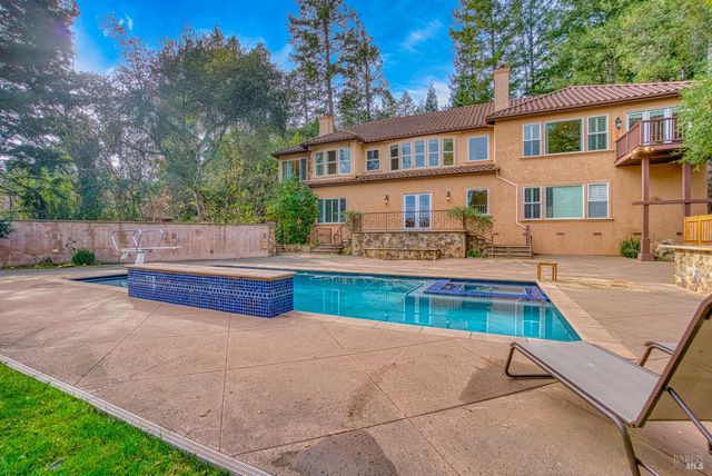 2703 Brush Creek Rd, Santa Rosa, CA 95404