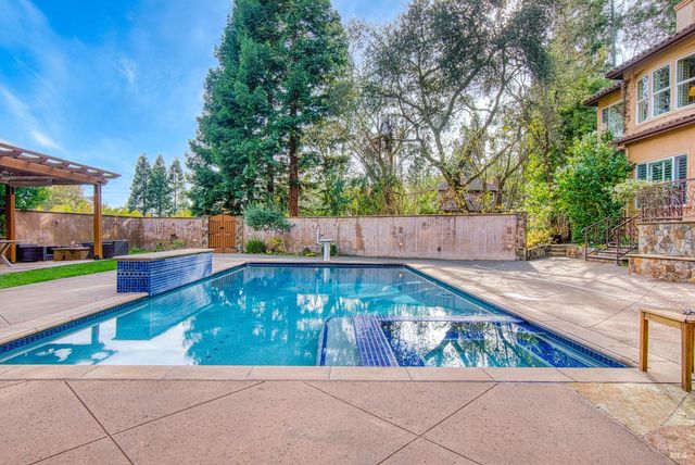 2703 Brush Creek Rd, Santa Rosa, CA 95404