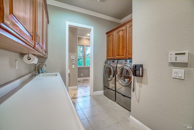 2703 Brush Creek Rd, Santa Rosa, CA 95404