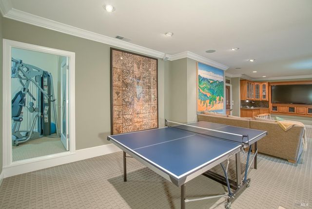 2703 Brush Creek Rd, Santa Rosa, CA 95404