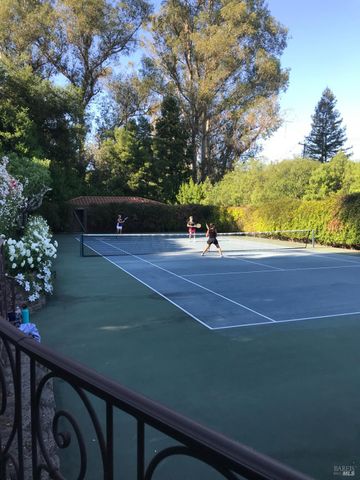 2703 Brush Creek Rd, Santa Rosa, CA 95404