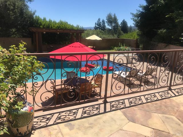 2703 Brush Creek Rd, Santa Rosa, CA 95404