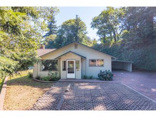 93778 BAY PARK Ln, Coos Bay, OR 97420