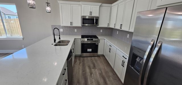 1520 E Appleton St., Valley Center, KS 67147