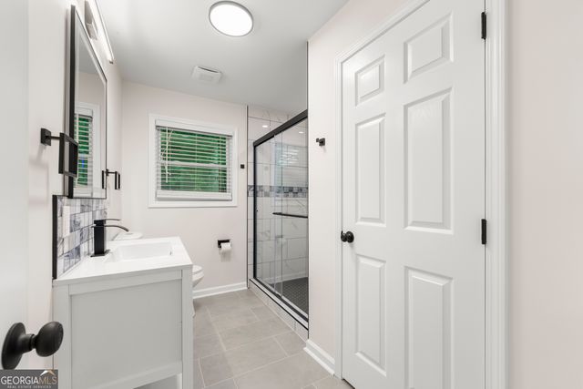7118 Pineneedle Drive SW, Covington, GA 30014