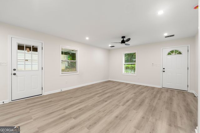 7118 Pineneedle Drive SW, Covington, GA 30014