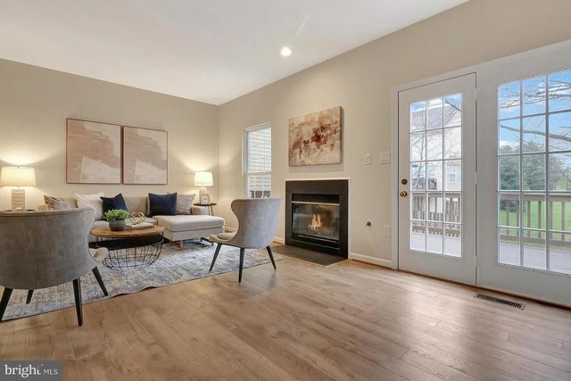 43260 CLEARNIGHT TER, Ashburn, VA 20147