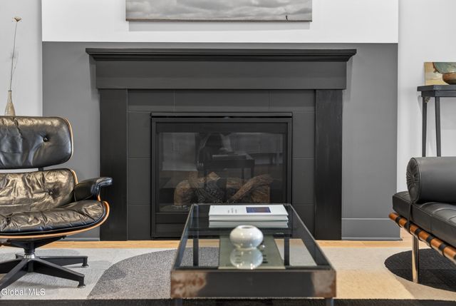 6 Whistler Court, Saratoga Springs, Outside, NY 12866