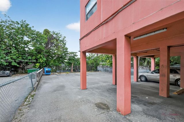 458 SW 9th Street 2, Miami, FL 33130