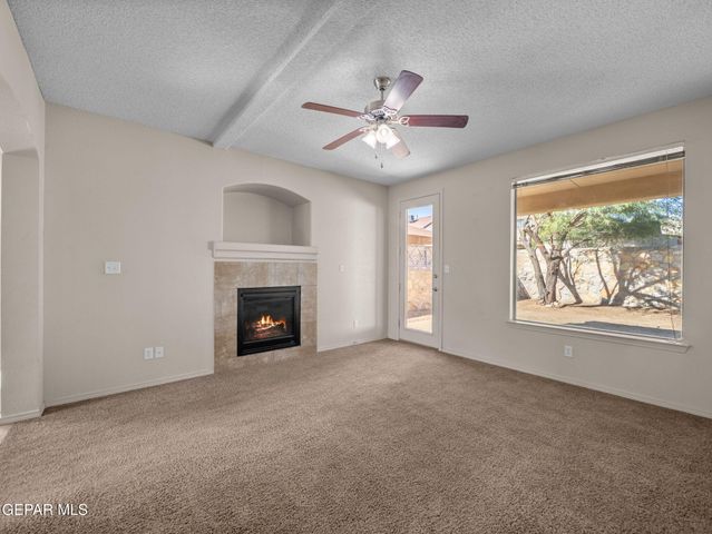 5449 Santiago Roque Drive, El Paso, TX 79934