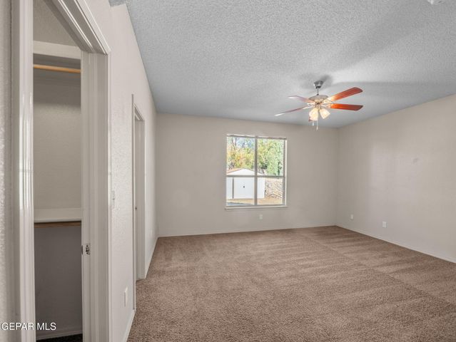 5449 Santiago Roque Drive, El Paso, TX 79934