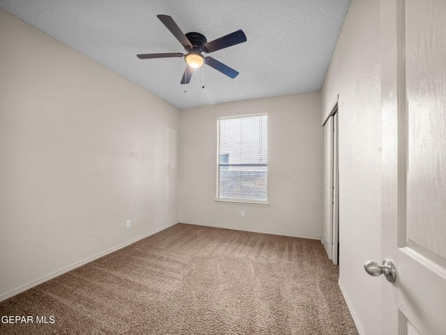 5449 Santiago Roque Drive, El Paso, TX 79934