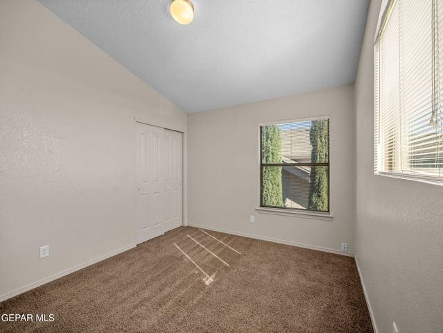 5449 Santiago Roque Drive, El Paso, TX 79934