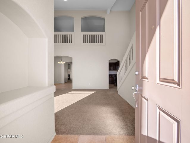 5449 Santiago Roque Drive, El Paso, TX 79934