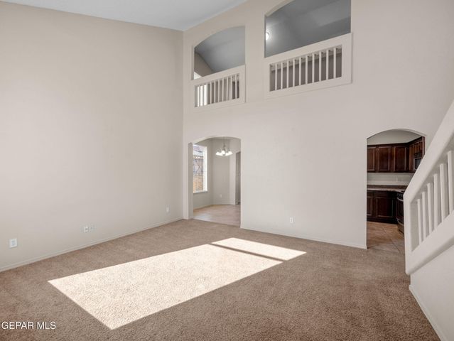 5449 Santiago Roque Drive, El Paso, TX 79934