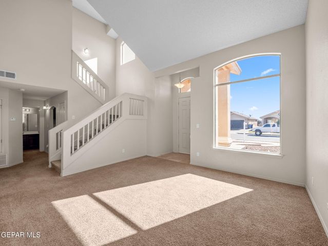 5449 Santiago Roque Drive, El Paso, TX 79934