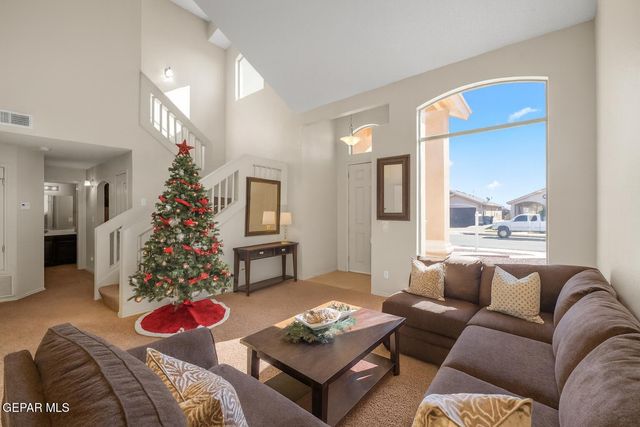 5449 Santiago Roque Drive, El Paso, TX 79934