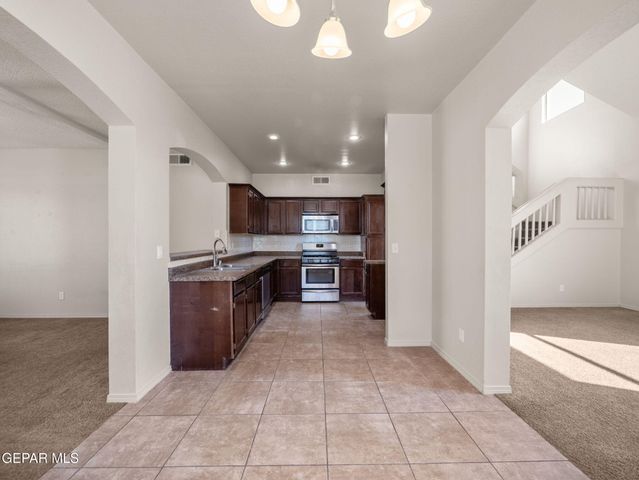 5449 Santiago Roque Drive, El Paso, TX 79934