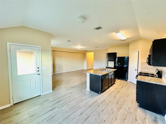 704 Silver Wing DR, Austin, TX 78725