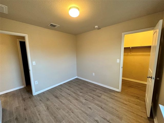 704 Silver Wing DR, Austin, TX 78725