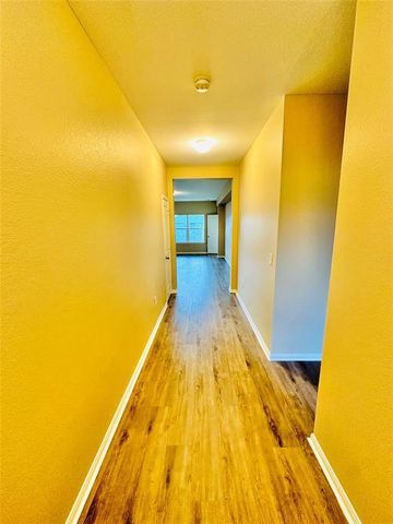 704 Silver Wing DR, Austin, TX 78725