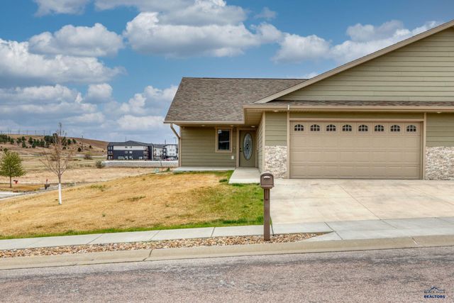517 SAPPHIRE LN, Rapid City, SD 57701