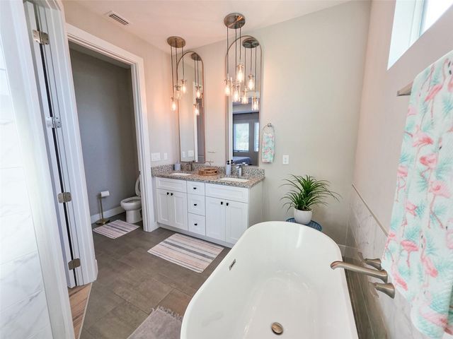 18946 AYRSHIRE CIRCLE, Port Charlotte, FL 33948