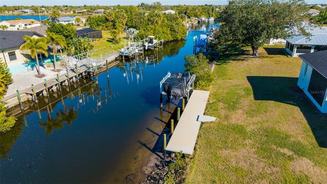 18946 AYRSHIRE CIRCLE, Port Charlotte, FL 33948