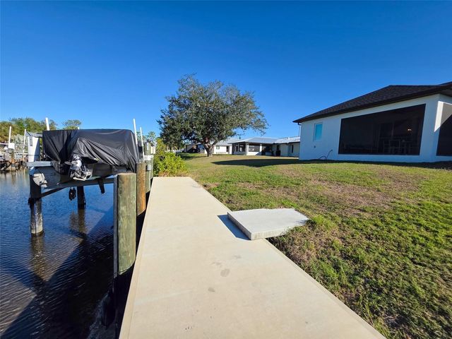 18946 AYRSHIRE CIRCLE, Port Charlotte, FL 33948