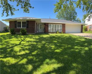 1935 Campus Drive, Fairborn, OH 45324