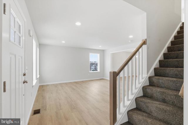 819 3RD AVE, Hershey, PA 17033