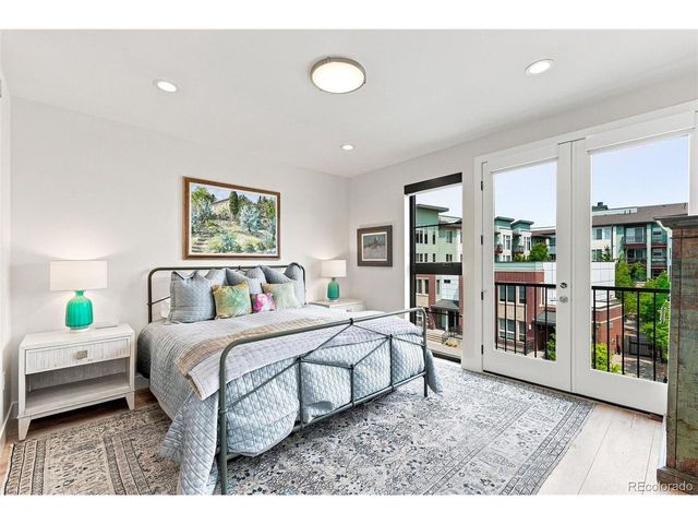 825 Bellaire St, Denver, CO 80220