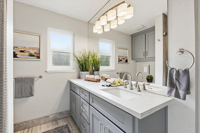 5101 C St, Sacramento, CA 95819