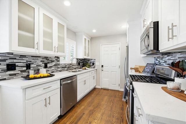 5101 C St, Sacramento, CA 95819