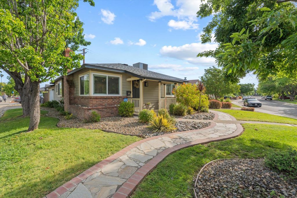 5101 C St, Sacramento, CA 95819