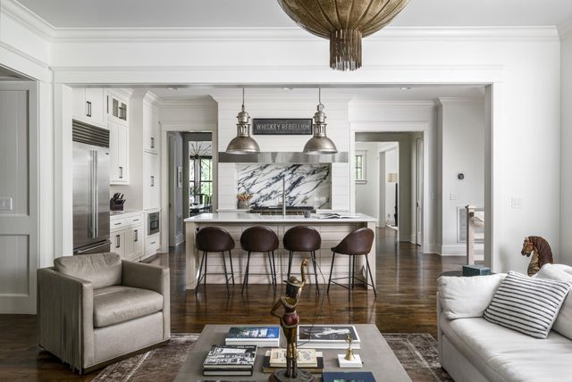 4527 Beacon Dr, Nashville, TN 37215