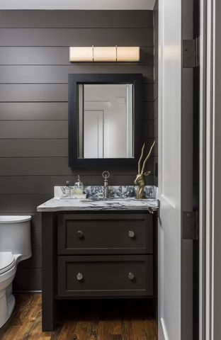 4527 Beacon Dr, Nashville, TN 37215