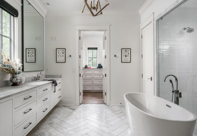 4527 Beacon Dr, Nashville, TN 37215