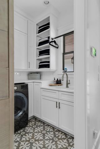 4527 Beacon Dr, Nashville, TN 37215